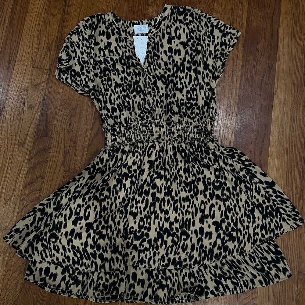 Sienna Sky woman’s leopard dress NWT size medium